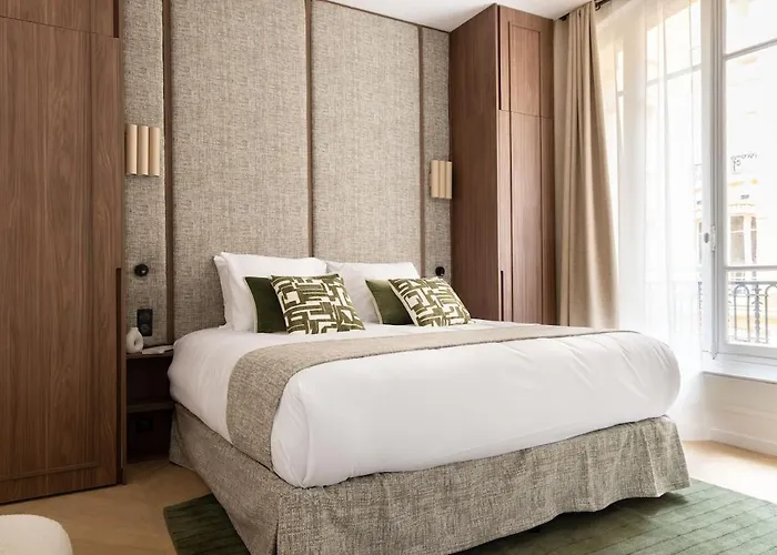 Luxury Comfort 3bd 8p Heart Of Le Marais Apartment Paris
